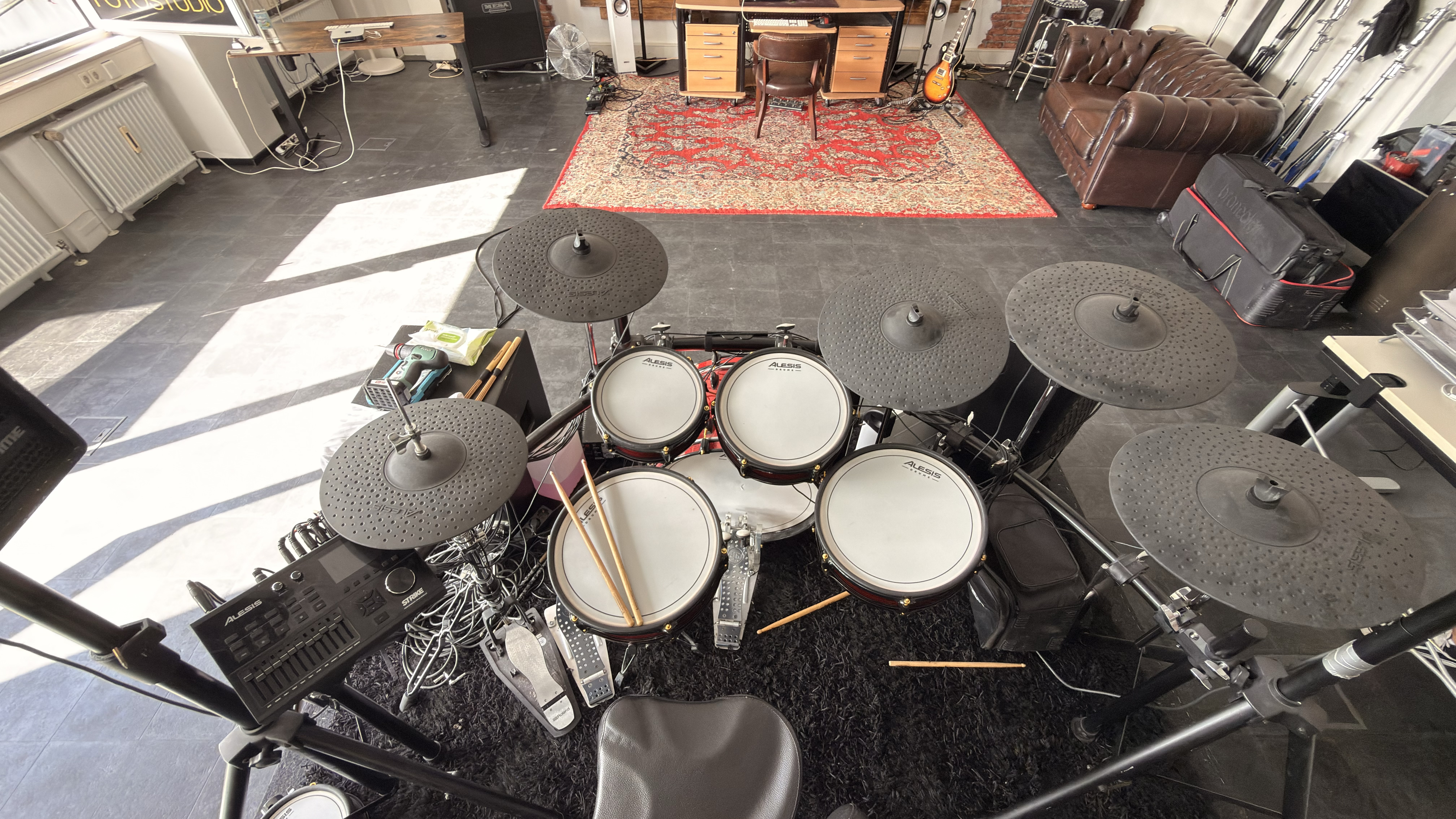 Drum-Setup im Bandraum und Proberaum